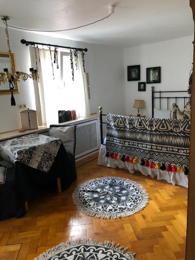 Murmeltier Hausen im Tal Экстерьер фото