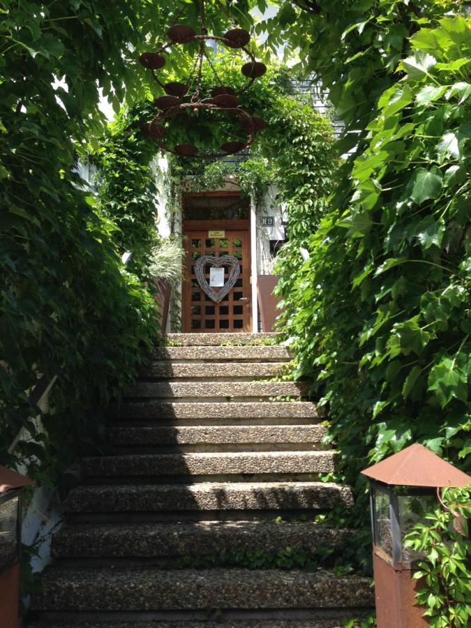 Murmeltier Hausen im Tal Экстерьер фото
